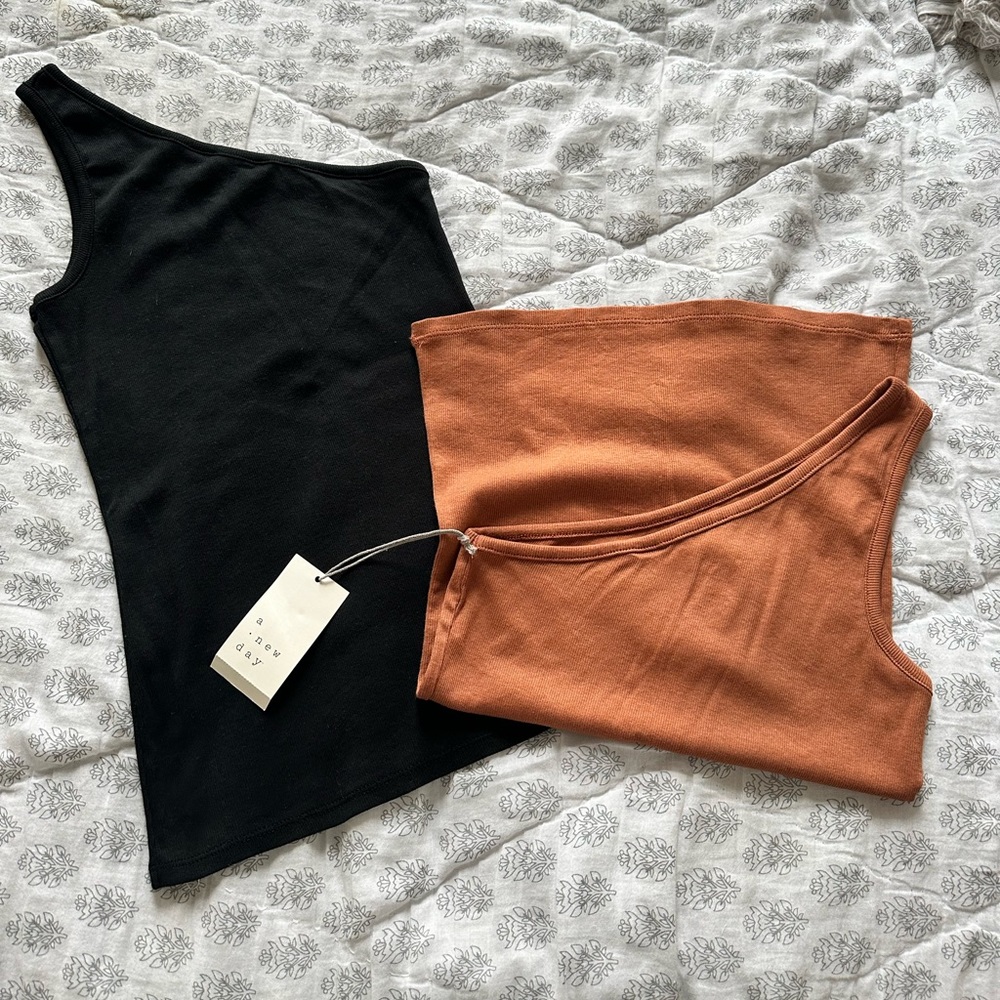 A New Day one shoulder shirts - 2 pack